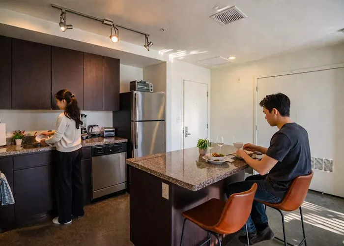 Chic Downtown Gem W Scenic Balcony Park Apartment
